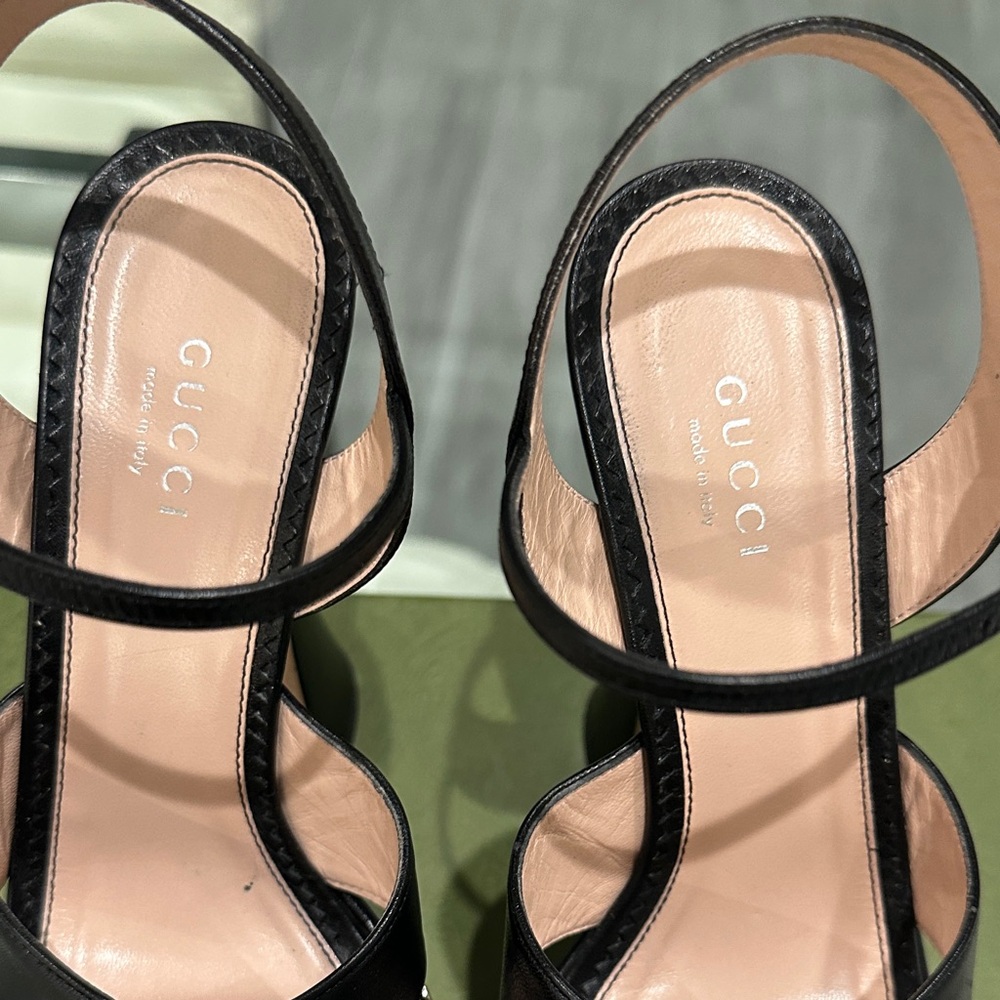 Authentic Gucci Malaga Kid Interlock Black Leather Platform - Picture 8 of 16